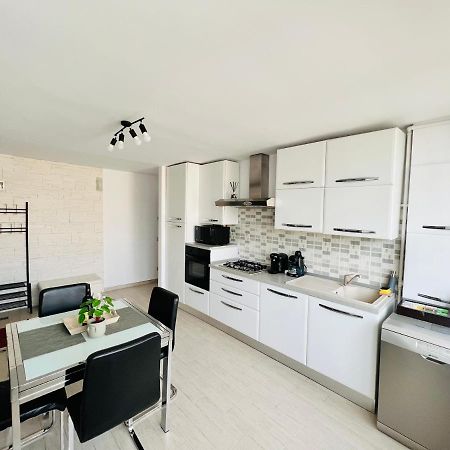 Denis Apartament 图尔达 外观 照片